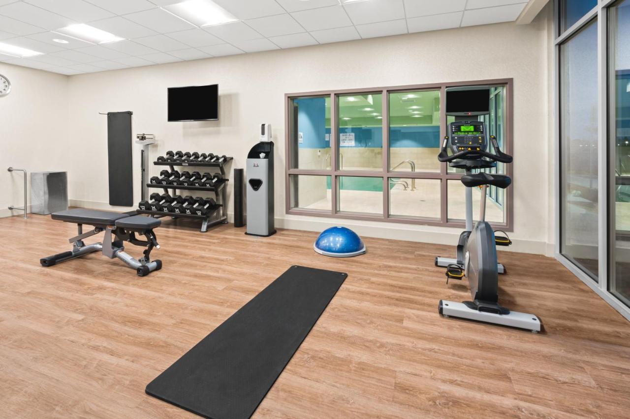 Holiday Inn Express & Suites - Suisun City By Ihg מראה חיצוני תמונה