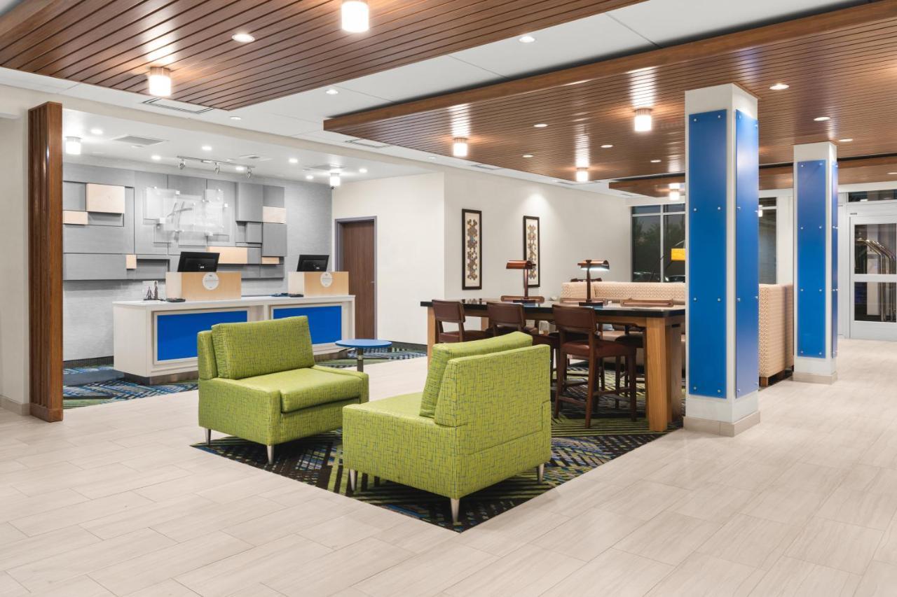 Holiday Inn Express & Suites - Suisun City By Ihg מראה חיצוני תמונה