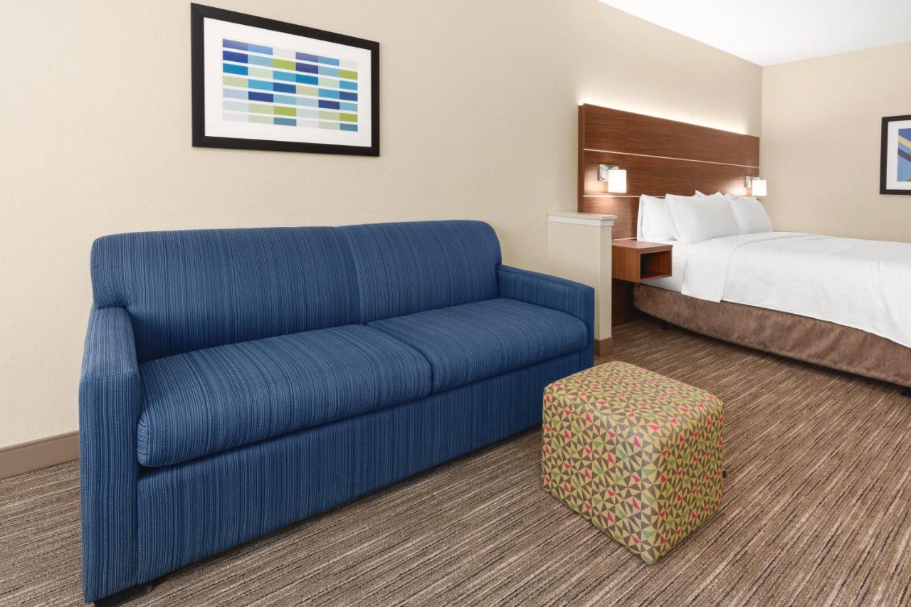 Holiday Inn Express & Suites - Suisun City By Ihg מראה חיצוני תמונה